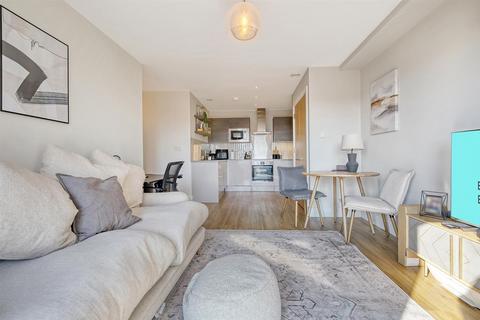 1 bedroom apartment for sale, William Hunter Way, Hunters Court, CM14