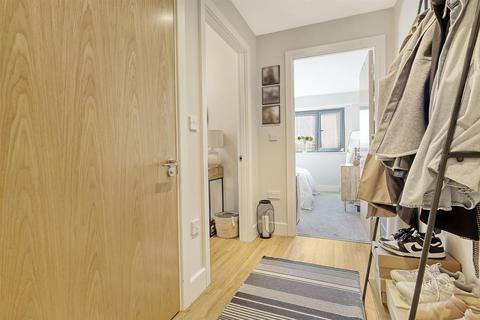1 bedroom apartment for sale, William Hunter Way, Hunters Court, CM14