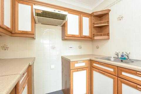 1 bedroom flat for sale, Linkfield Lane, Redhill, Surrey