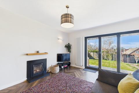 4 bedroom bungalow for sale, Coniston Drive, Cheshire WA6