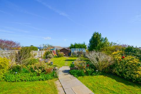 3 bedroom bungalow for sale, Willingdon Park Drive, Eastbourne, East Sussex, BN22