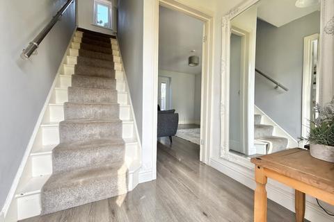 30 Brynglas, Gilwern, Abergavenny, NP7 0BP