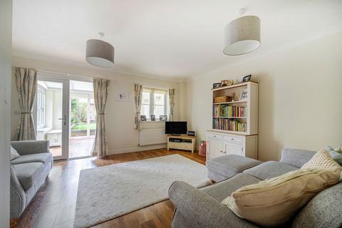 14 Freestone Way, Corsham, SN13 9EE