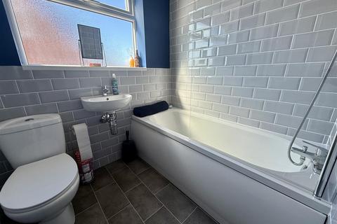 69 Barnes Road, Darlington, DL3 9DA