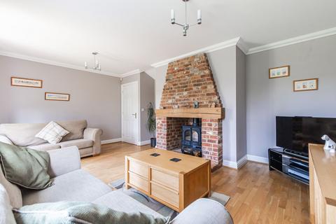 4 bedroom detached house for sale, North Wootton