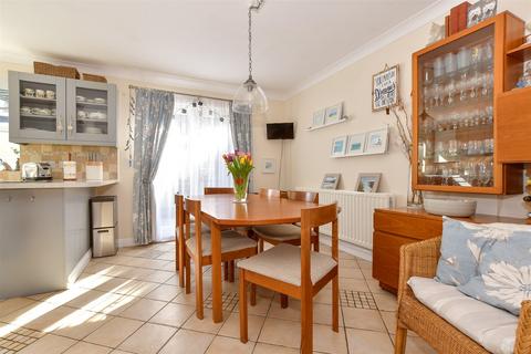 3 bedroom semi-detached house for sale, Roselands, Totland Bay, Isle of Wight