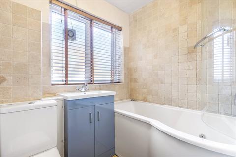 3 bedroom apartment to rent, Alexandra Park Road, London, N22