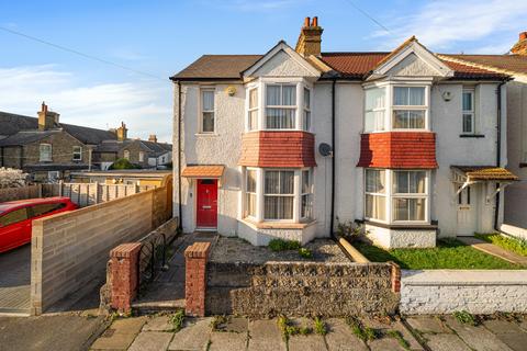 2 Ferndale Road, Gravesend, DA12 5AF