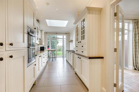 4 bedroom house to rent, The Ride, Brentford, Middlesex