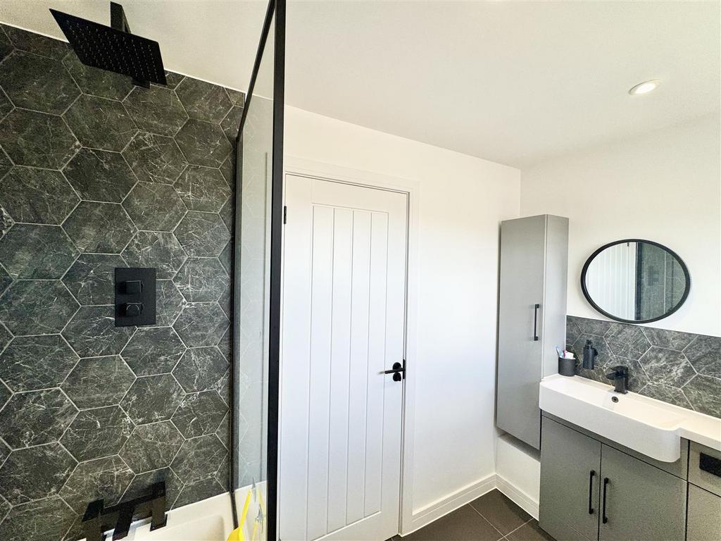Family bathroom