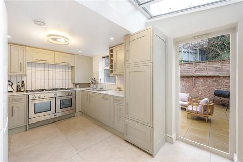 4 bedroom terraced house for sale, Home Road, London, SW11