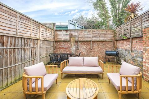 4 bedroom terraced house for sale, Home Road, London, SW11