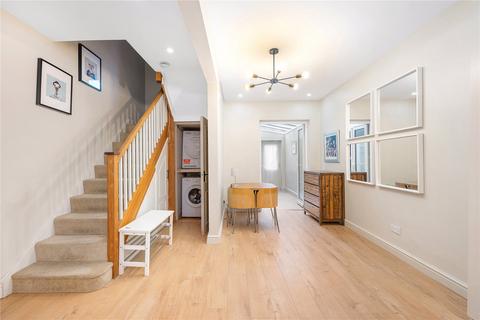 4 bedroom terraced house for sale, Home Road, London, SW11