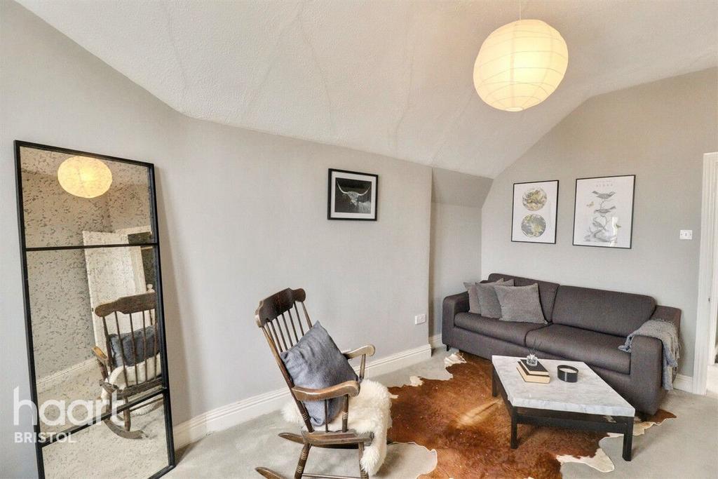 Apartment in Bristol, Redland - More