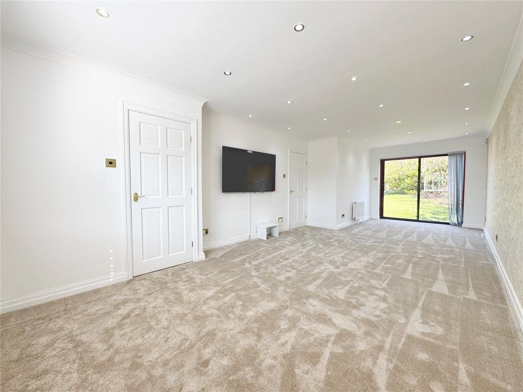 Living / Dining Room