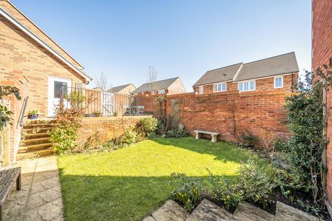 24 Corallian Drive, Faringdon, SN7 7GU