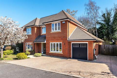 5 bedroom detached house for sale, The Laurells, Fetcham, Leatherhead, Surrey, KT22