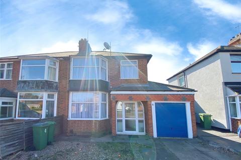 3 bedroom semi-detached house to rent, Turnbull Drive, Leicestershire LE3