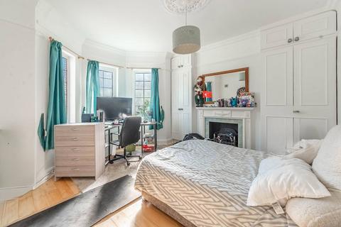 2 bedroom maisonette for sale, Headstone Road, Harrow, HA1