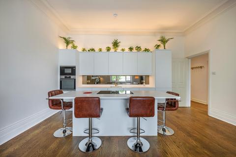 2 bedroom flat for sale, Belsize Park, London, NW3