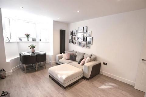 Flat 1, Ellesdon House, 302 Broadway, Bexleyheath, DA6 8AH