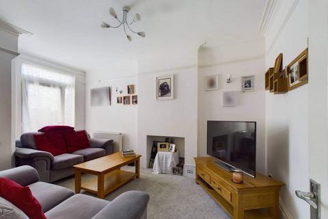 85 Bloomfield Road, Gloucester, GL1 5BP