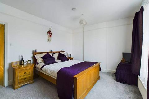 85 Bloomfield Road, Gloucester, GL1 5BP