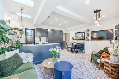 38 Boyd Road, London, SW19 2DG
