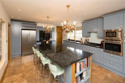 5 bedroom detached house for sale, Briestfield Road, Briestfield, West Yorkshire, WF12