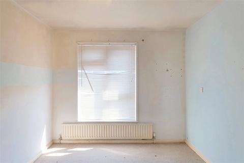 92 Heath Road, London, SW8 3AS