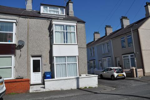 1 bedroom in a house share to rent, Moreton Road, Holyhead, LL65