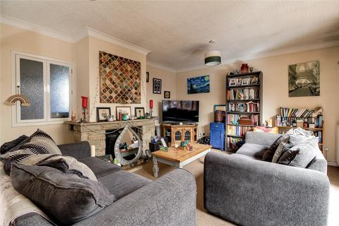 9 Dipton Close, Hexham, NE46 1UG