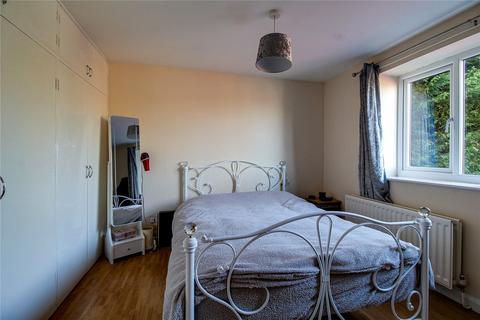 9 Dipton Close, Hexham, NE46 1UG