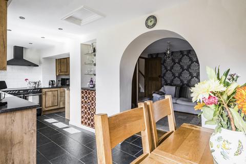 undefined, Ash Thomas, Tiverton, Devon, EX16