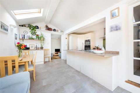149 Connaught Road, Brookwood, Woking, GU24 0AA