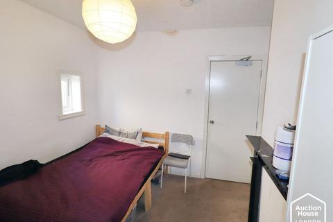 96 Townley Road, Wakefield, WF2 8EG