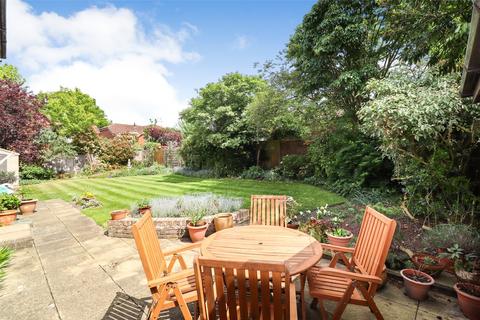 undefined, Devon Close, Hampshire GU51