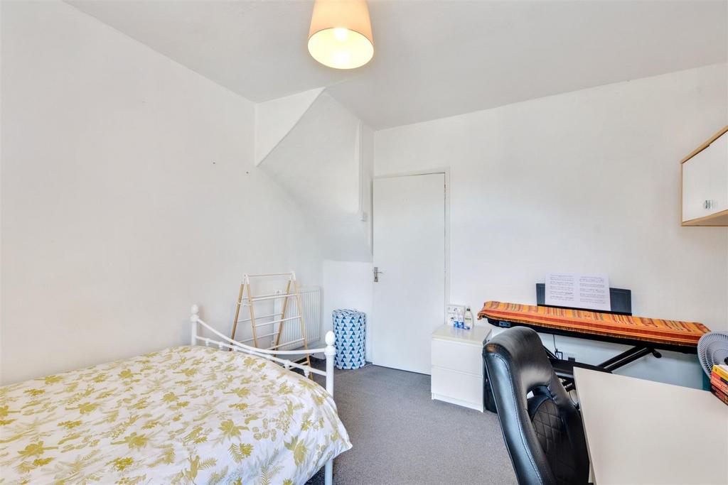 Bedroom 2 1.jpeg