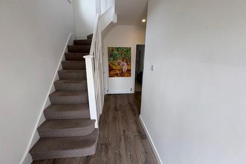 4 bedroom semi-detached house to rent, Hendon Way, Golders Green NW2