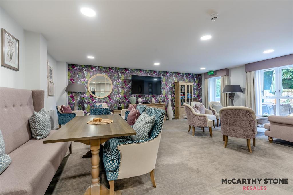 Owners Lounge