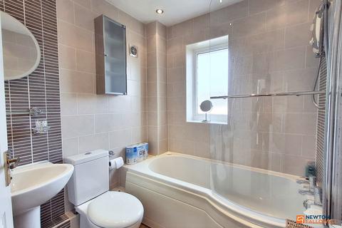 23 Squires Gate, Gunthorpe, Peterborough, PE4 7BT