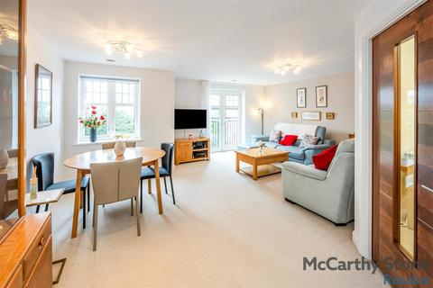 2 bedroom apartment for sale, Orchard Gate, Banbury Road, Stratford-Upon-Avon, CV37 7HT