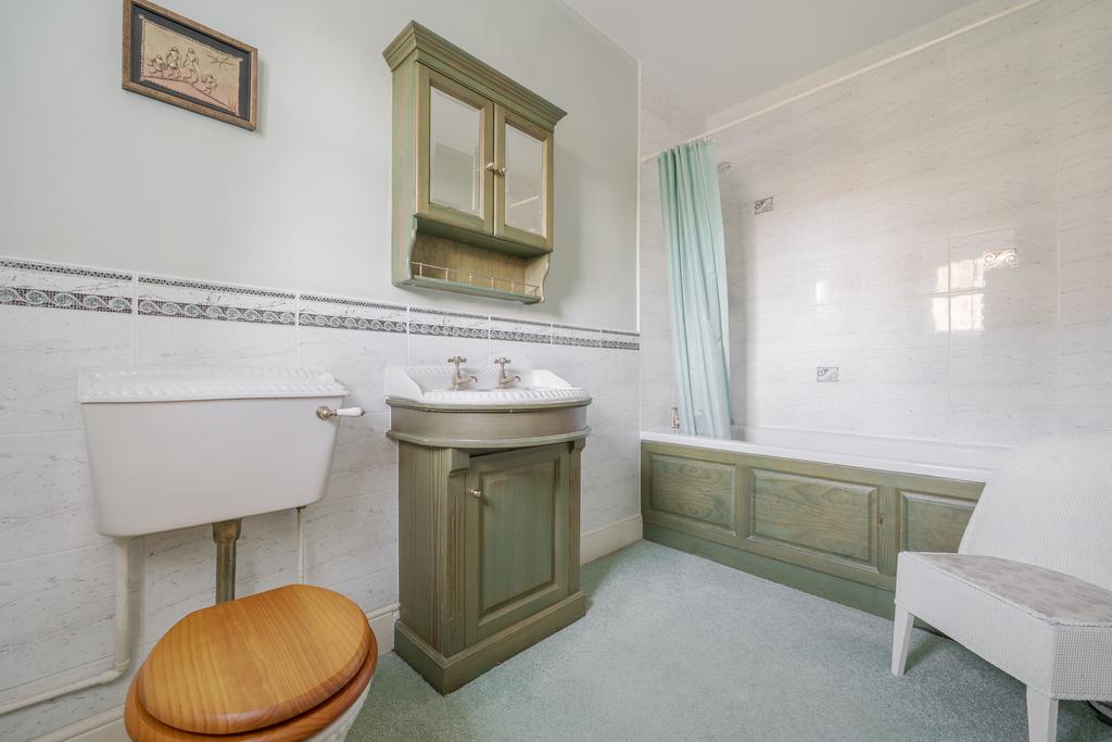Ensuite Bathroom