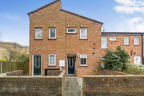 48 Lakeside Close, Ruislip, HA4 7UE