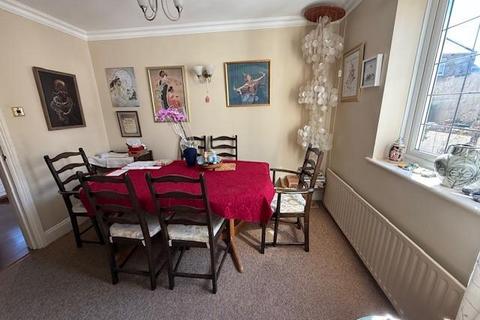 3 bedroom detached house for sale, Springfield Close, Ovington
