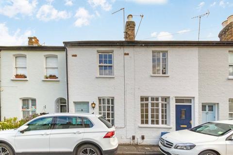 7 Hyde Road, Richmond, TW10 6DU