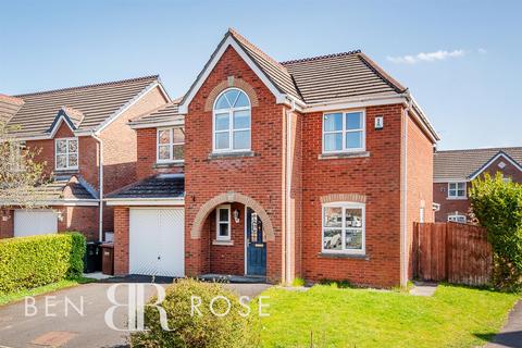 24 Forsythia Drive, Clayton Le Woods, Chorley, PR6 7DF