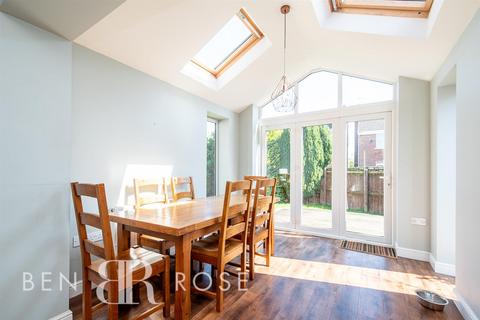 24 Forsythia Drive, Clayton Le Woods, Chorley, PR6 7DF