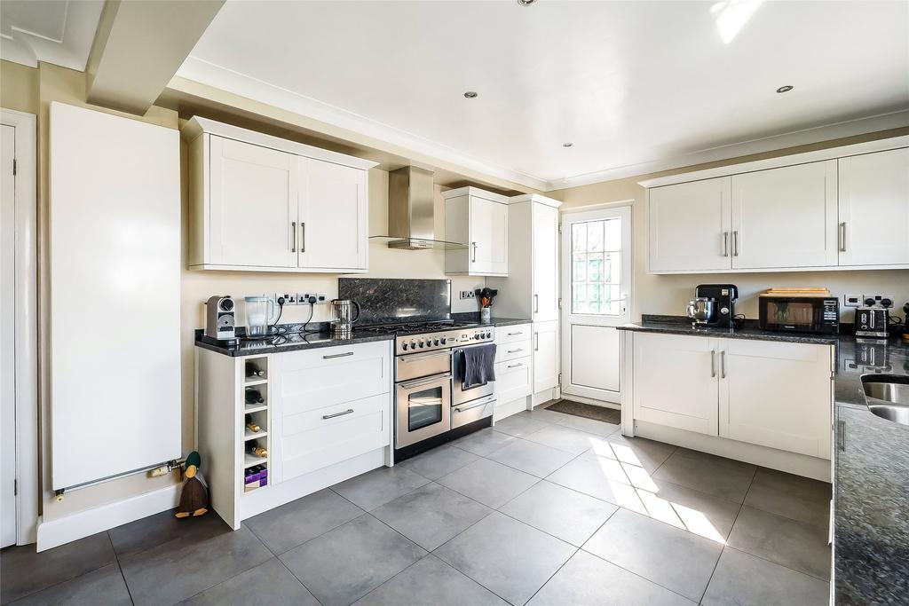 Kitchen 2