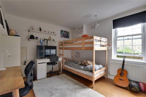 59 Ryculff Square, London, SE3 0SW